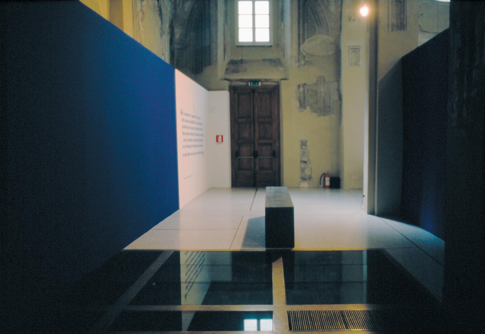 Exhibition view, San Pietro in Atrio Como, installation with wall painting and sentences from Alessandro Volta's diary 