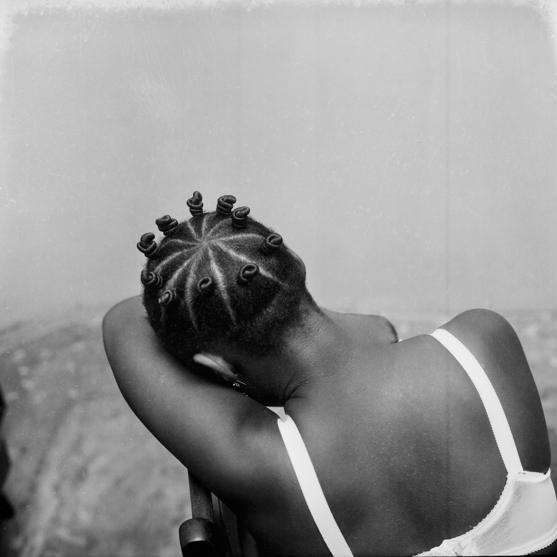 James Barnor, Untitled, Studio X23, Accra, ca. 1975. Silbergelatine-Druck. Copyright: James Barnor/Autograph ABP, London